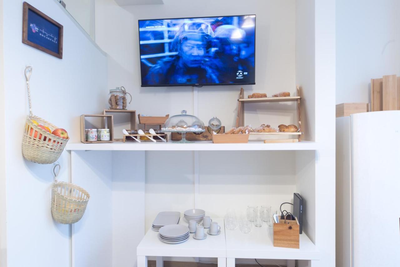 Slow Chic Apartment Beb Policlinico 墨西拿 外观 照片