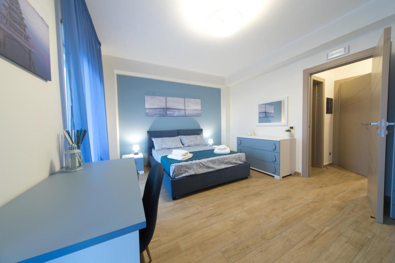 Slow Chic Apartment Beb Policlinico 墨西拿 外观 照片
