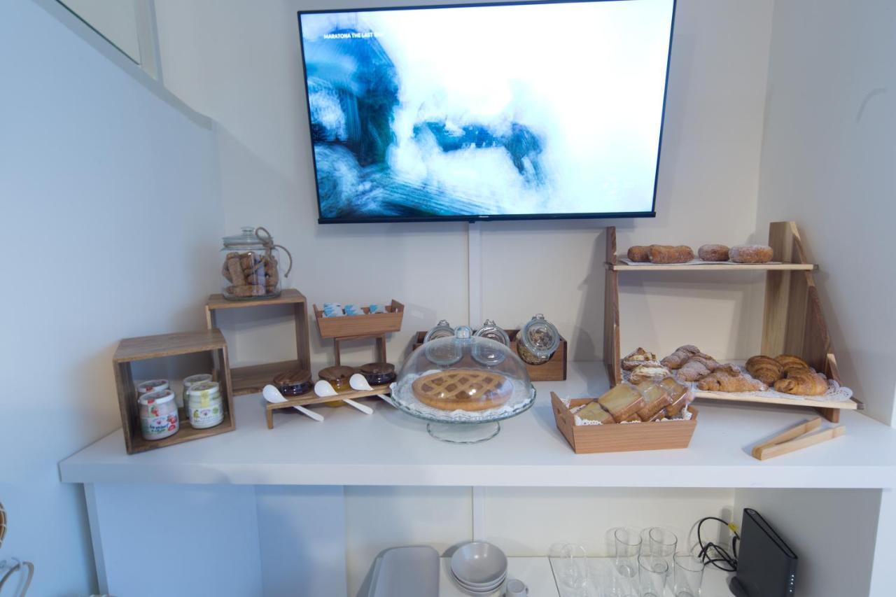 Slow Chic Apartment Beb Policlinico 墨西拿 外观 照片